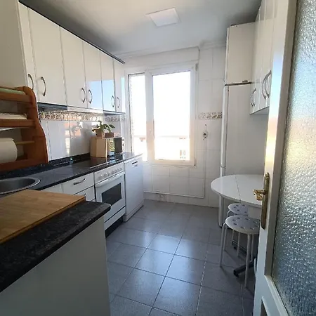 Duplex Con Garaje Cerca De La Playa Y De Santander